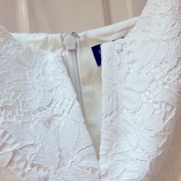 White midi lace dress - Picture 6 of 7